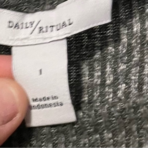 Daily Ritual Women's Cozy Knit Rib Sleeveless Tiered Midi Dress Size - Picture 3 of 3